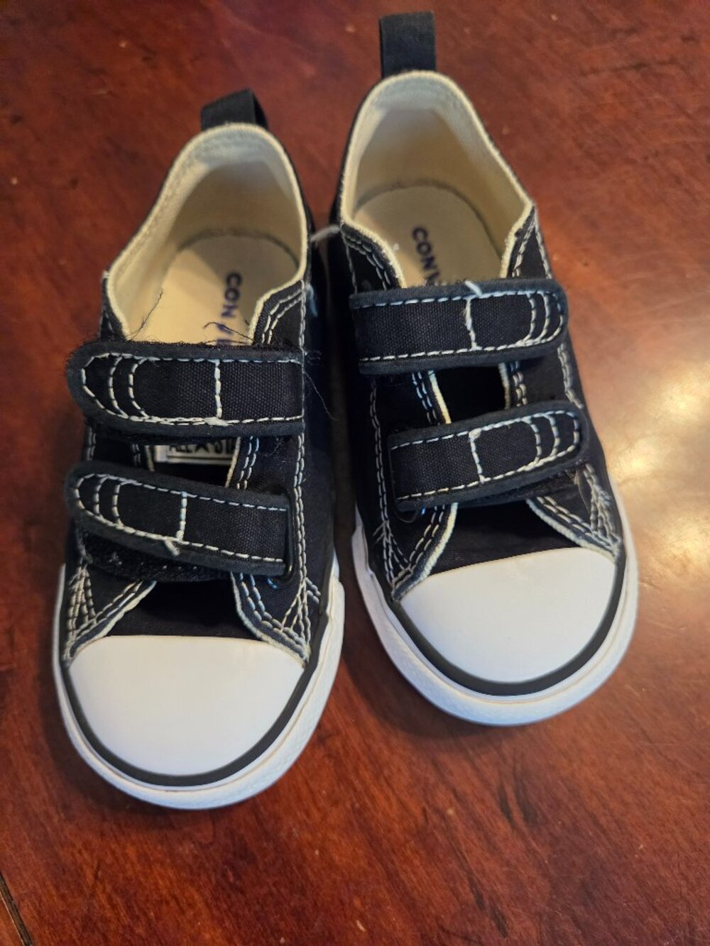 Kids Converse velcro